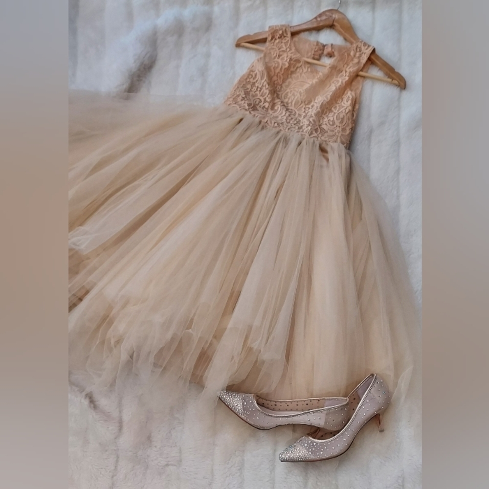 By light in the box size, S beige top lace bottom tulle.
